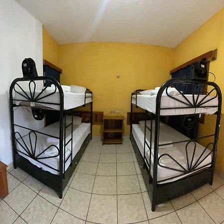Natz Hotel Flores Exterior foto
