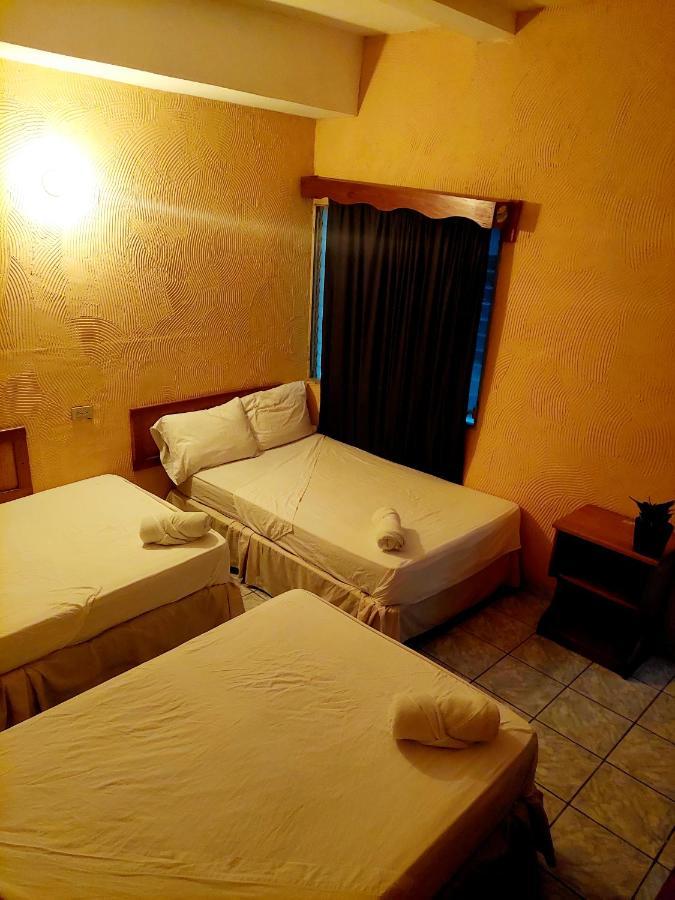Natz Hotel Flores Exterior foto